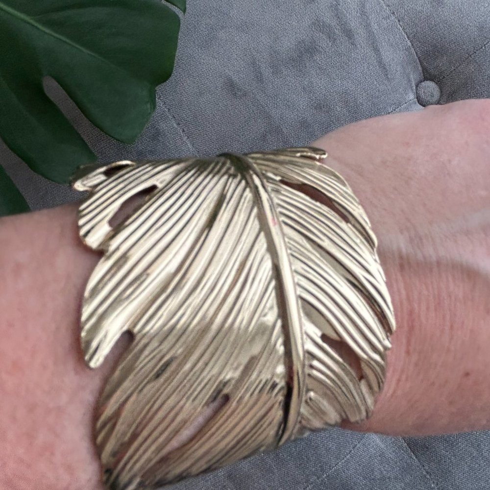 Feather Bangle - Picture 4 of 8